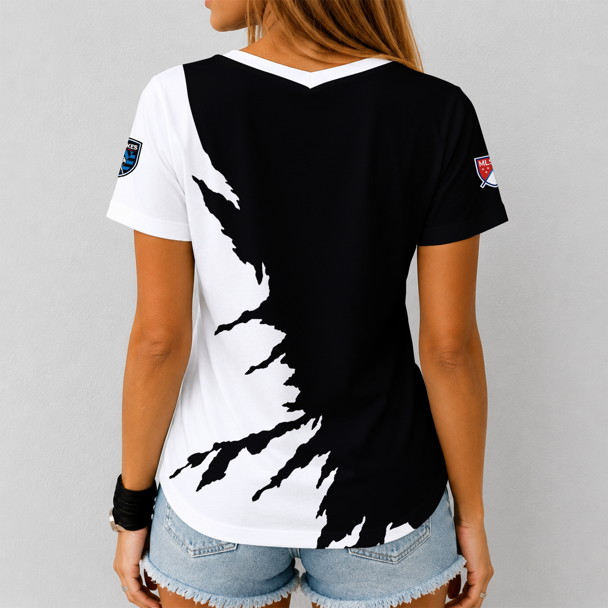 [GOAL DEAL] NEW CUSTOMIZED MLS17 SJE SAN JOSE EARTHQUAKES V-NECK FEMALE SHIRT