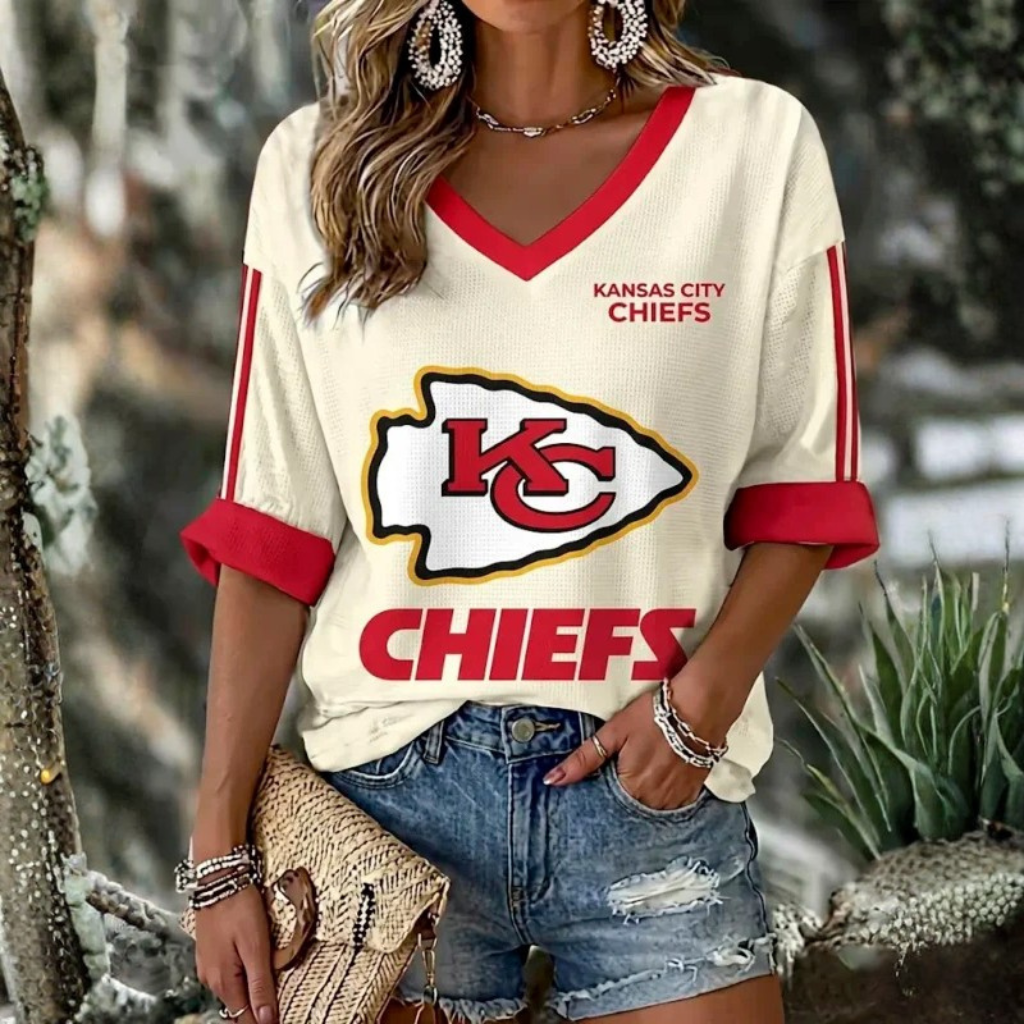 [TOUCHDOWN DEAL] NEW CUSTOMIZED NFL01 KCC KANSAS CITY CHIEFS WOMEN'S HEART V-NECK LONG SLEEVE SHIRT