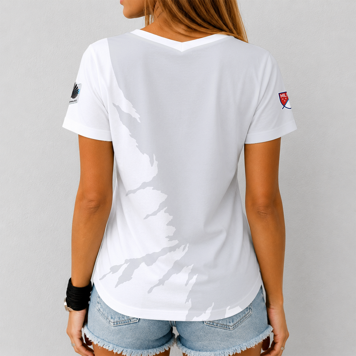 [GOAL DEAL] NEW CUSTOMIZED MLS22 MUF MINNESOTA UNITED FC V-NECK FEMALE SHIRT