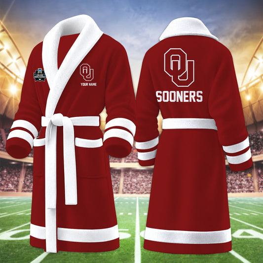 [HOMERUN DEAL] NEW CUSTOMIZED NCAA CWS22 OUS OKLAHOMA SOONERS MULTICOLOR FLEECE BATHROBE