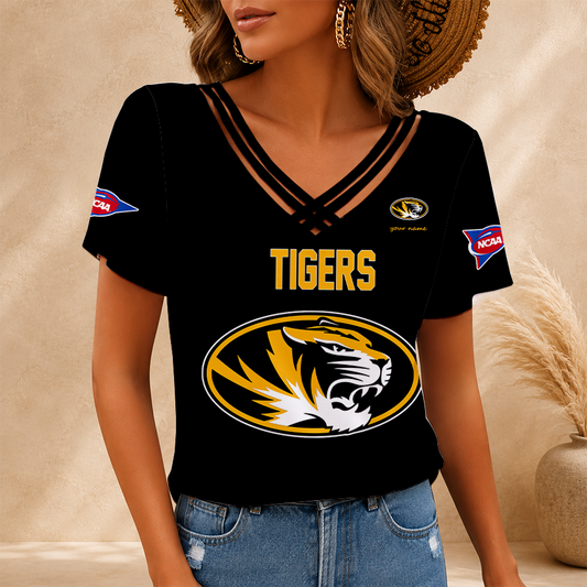 [TOUCHDOWN DEAL] NEW CUSTOMIZED NCAA FBS26 MST MISSOURI TIGERS V-NECK SHIRT