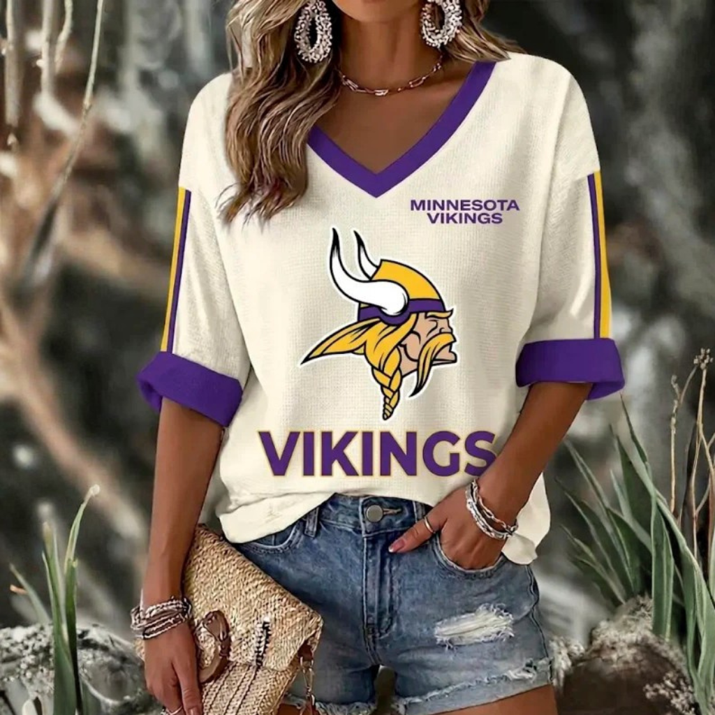 [TOUCHDOWN DEAL] NEW CUSTOMIZED NFL05 MVK MINNESOTA VIKINGS WOMEN'S HEART V-NECK LONG SLEEVE SHIRT